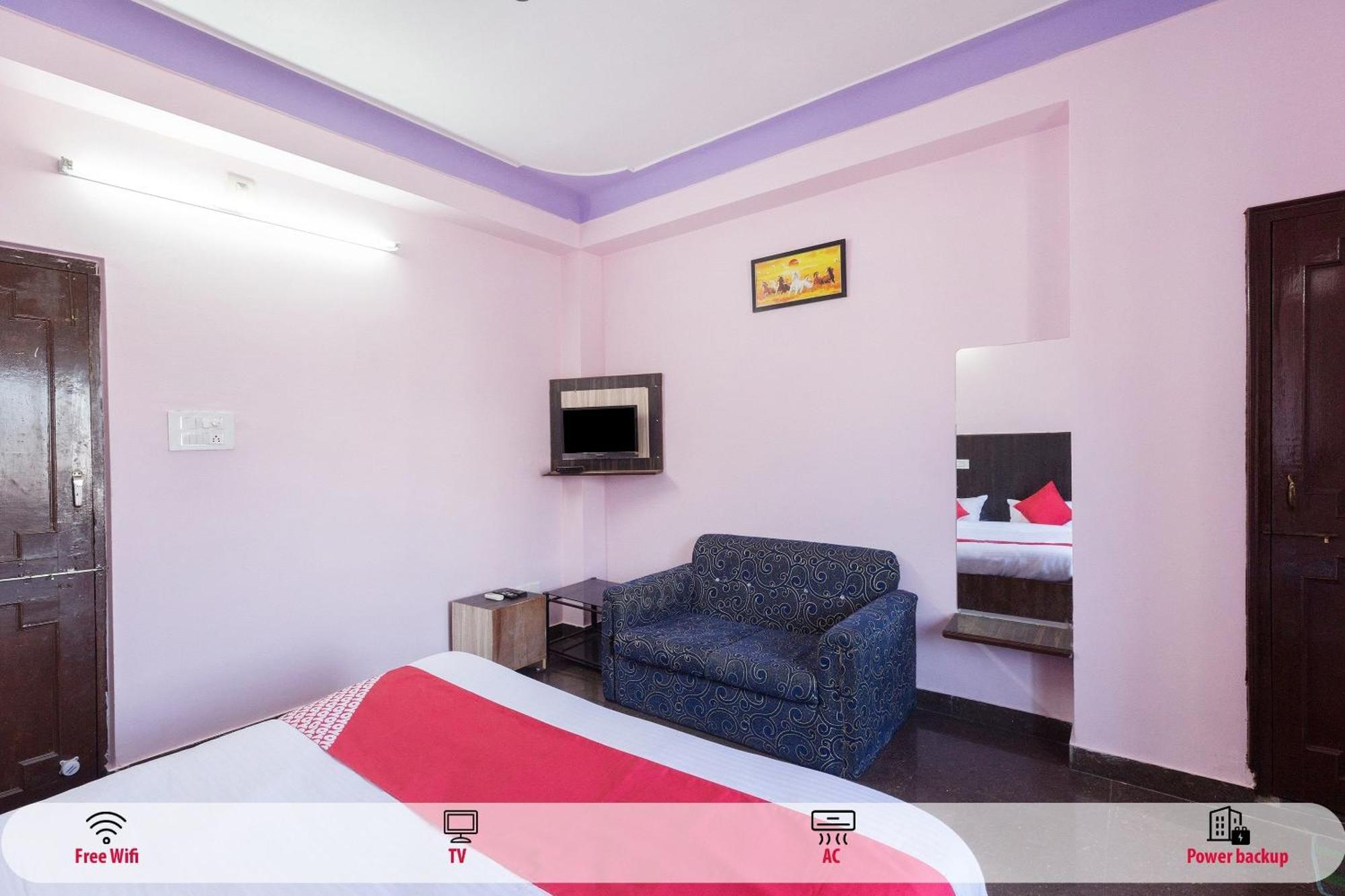 فندق أو واي أو 23056 أوستاف أُودايبور المظهر الخارجي الصورة